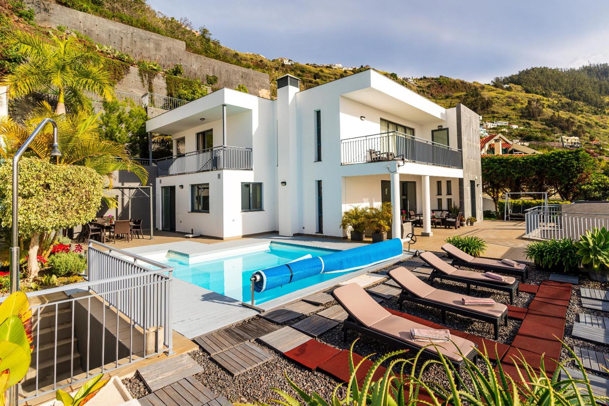 Villa Nunes, Big Holiday House With Private Pool Кальета Экстерьер фото