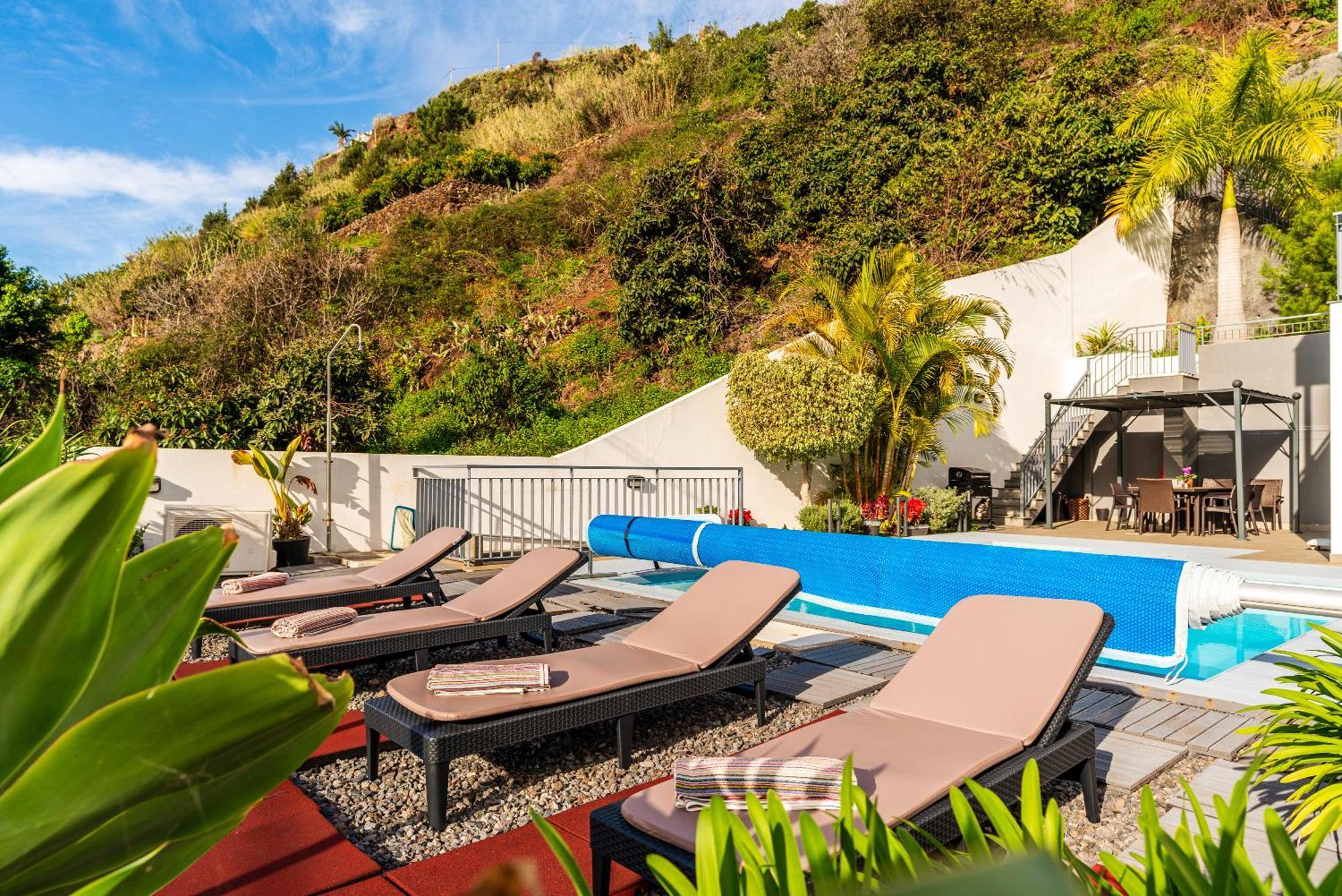 Villa Nunes, Big Holiday House With Private Pool Кальета Экстерьер фото
